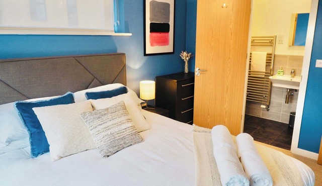 Modern & Stylish 3 Bedoom Home in Taunton