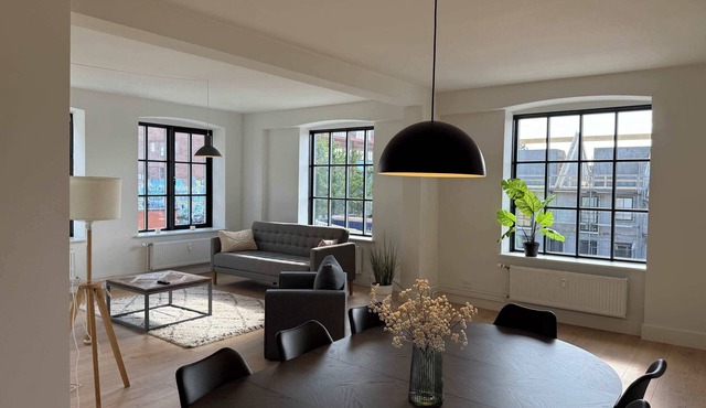 Modern & Stylish Serviced Apartment in Odense