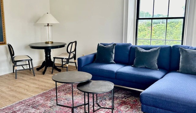 Modern Suite on the River
