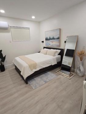 Modern Suite with Kitchen Prkng Near Disney and DTLA