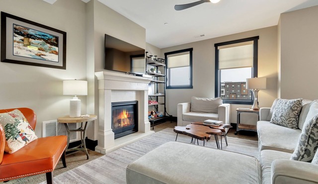 Modern Summer Condo by InvitedHome | Pool, Hot Tub, Canyons, Drive to Old Town