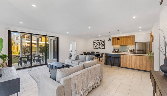 Modern Torquay Living