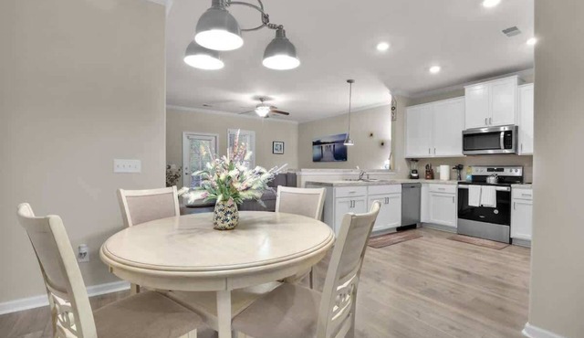 Modern Townhome in Pooler | Pool & Trails