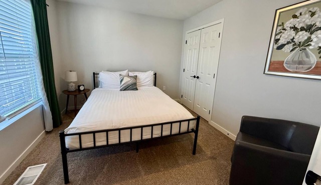 Modern Townhome with Patio Near Trails & Attractions