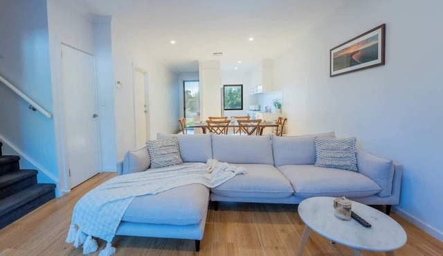 Modern Townhouse, Close to beach