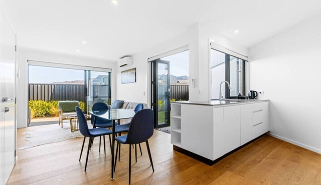 Modern Townhouse, Alpine Views, Close To Wanaka