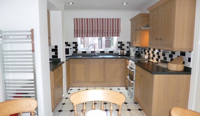 Modern Townhouse In The Heart Of Historic Beverley