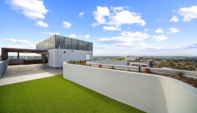 Modern Toy style APT@Kogarah