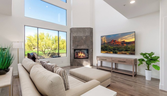 Modern Troon North Townhouse Overlooking the 9th Fairway – Perfect for Golfers