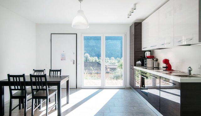 Modern two-room apartment surrounded by greenery (VALVERDE 1)