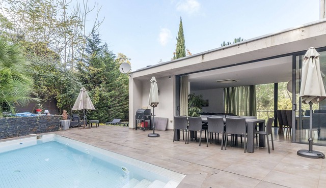 Modern unique villa in Natural Park close to Barcelona