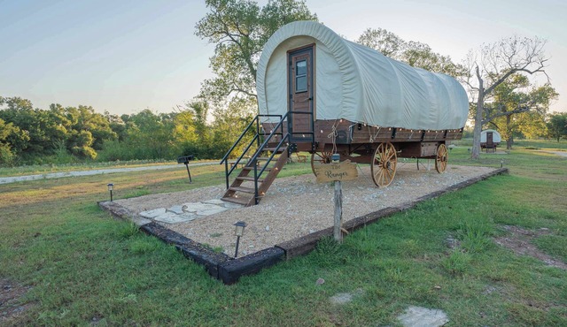 Modern_ Unique_Old West Wagon_Spacious_Views