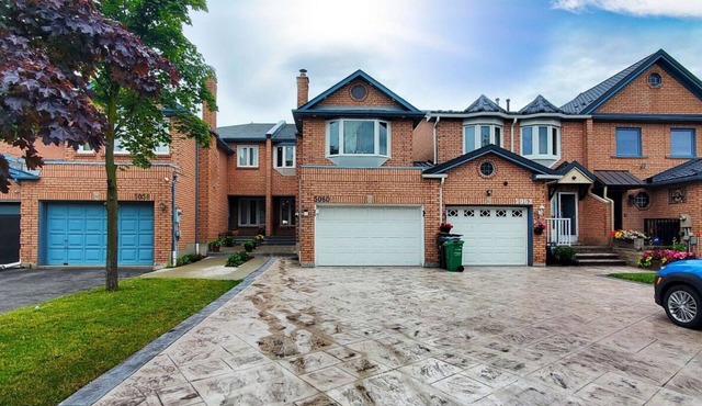 Modern Upscale House With Patio & BBQ!