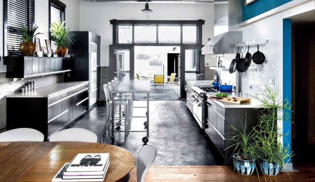 Modern Urban Loft in Rino