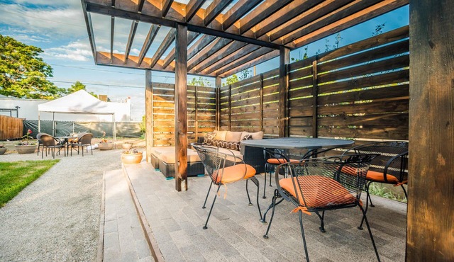 Modern Urban Loft in Rino-beautiful loft & outdoor area, near nightlife