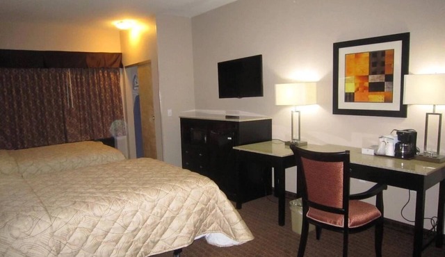 Modern Convenience, Comfort & Affordability Near Major Highways | 3 Units