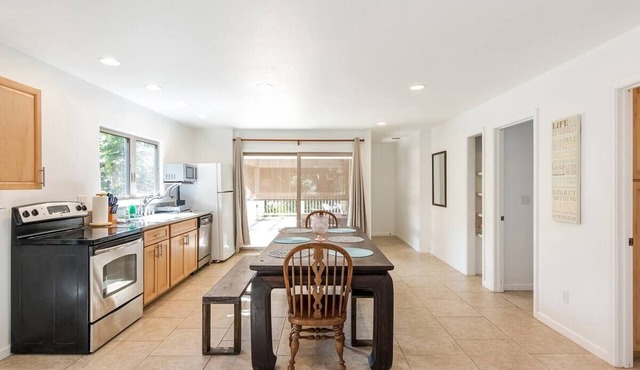 Modern vacation home - Bikes/Surfs/Beaches/Sun