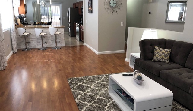 Modern Vegas Stay w/Free Parking EV Charger