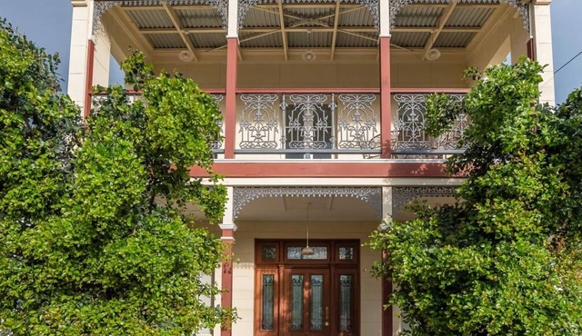 Modern Victorian Styled Holiday Home in Ashgrove