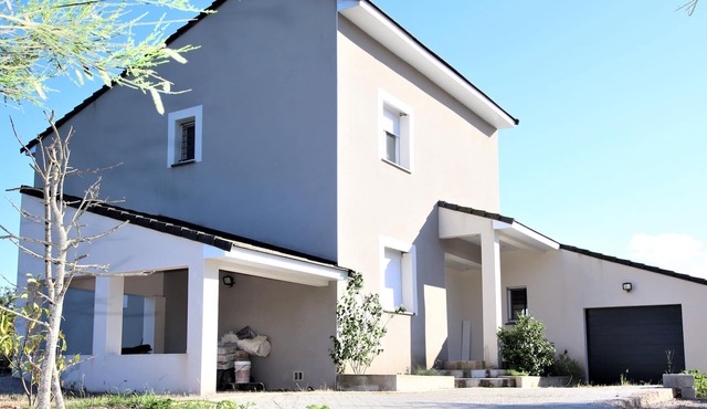 Modern villa with spa in the heart of nature