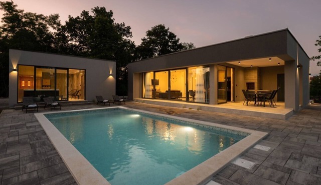 Modern villa Alison with private spa center and heated swimming pool