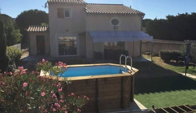 Modern villa between Avignon and Uzés