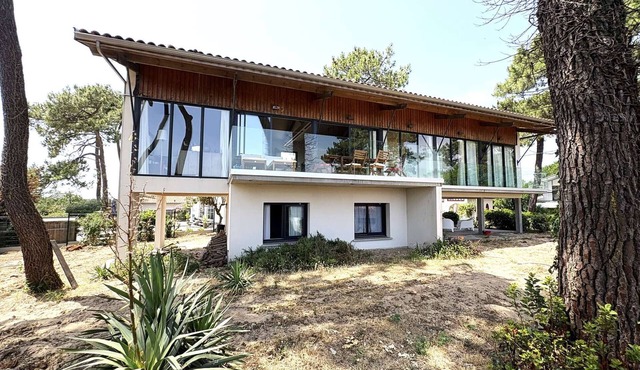 Modern villa for 10 ppl. no WiFi, near Arcachon Bay