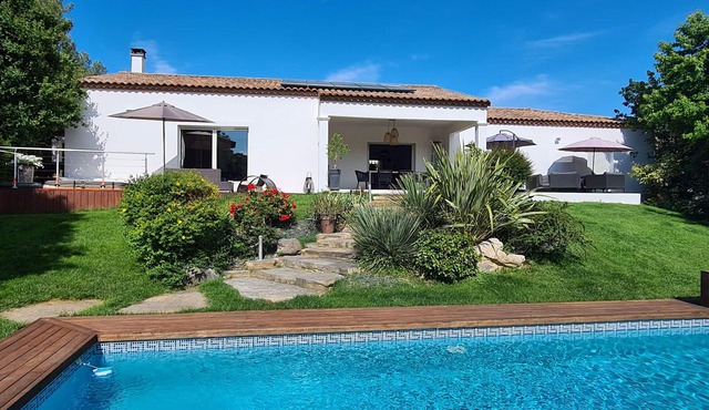 Modern villa in a medieval village near Montpellier and sea