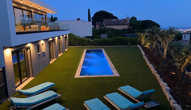 Modern villa in Nice with sea view, private pool without view