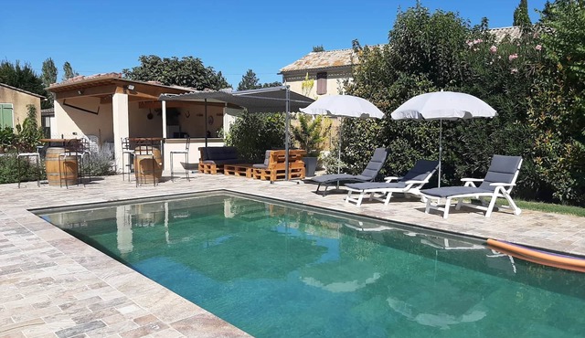 Modern villa in the tranquility of the countryside