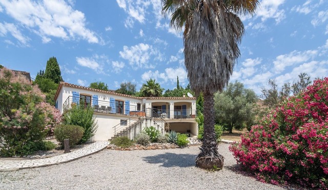 Modern Villa with Heated Pool