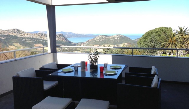 Modern villa with magnificent views of the Gulf of Saint Florent