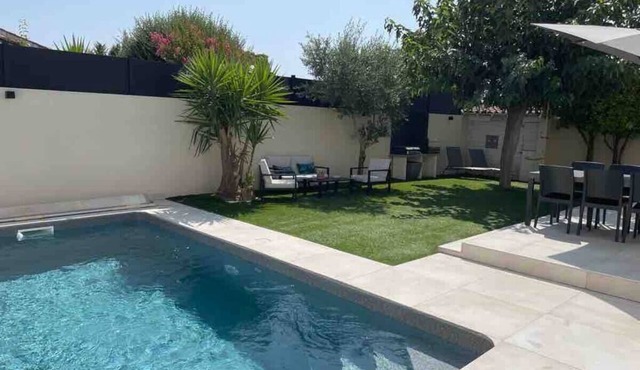Modern villa with pool close to the beach
