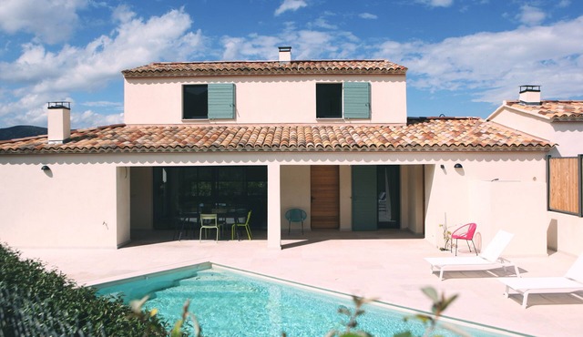 MODERN VILLA WITH PRIVATE POOL AT THE FOOT OF Mt VENTOUX - 1O people