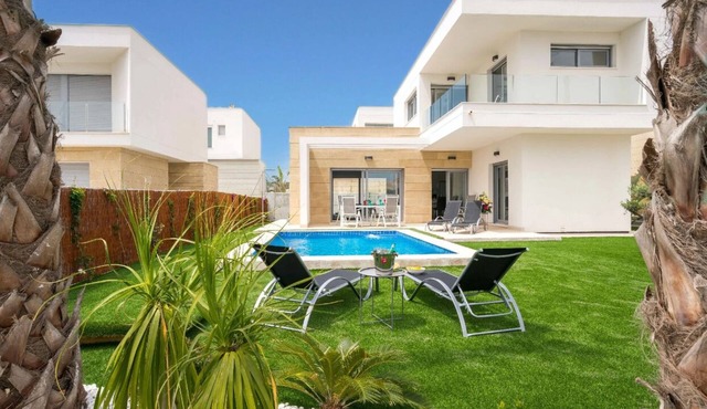 Modern Villa with Private Pool (Heated on Req) on Vistabella Golf, near Alicante