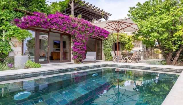 Modern Villa with Sea Views within Walking Distance to Biot Village