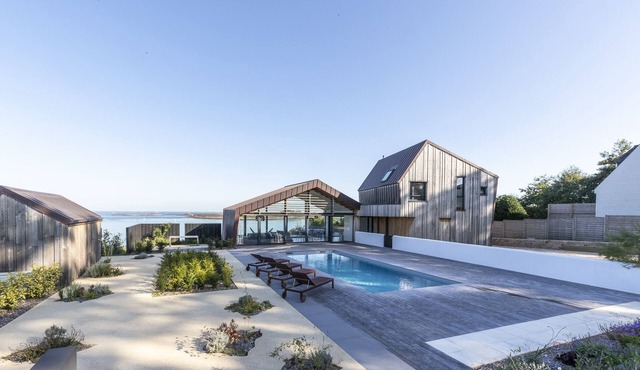 Modern villa with stunning sea views, swimming pool, Jaccuzi.