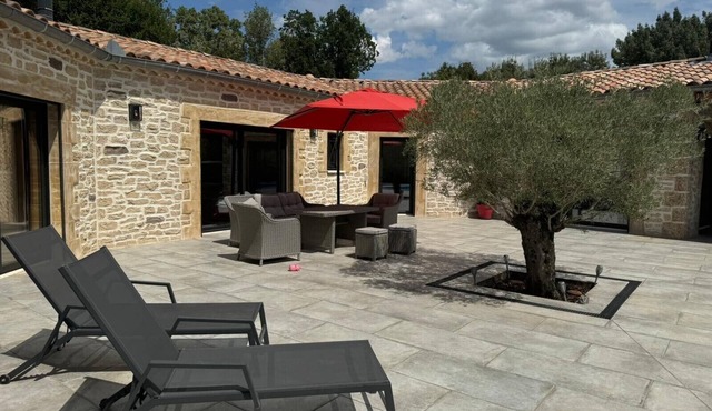 Modern villa with swimming pool