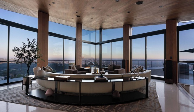 Modern Villa with Unmatched Skyline Views