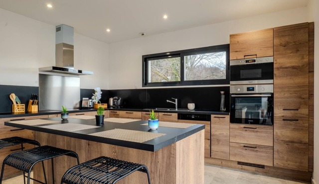 Modern villa with whirlpool bath
