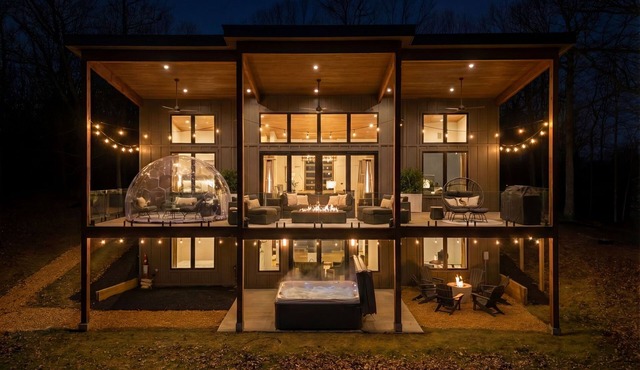 Modern w/Sleek Design, Hot Tub, Dome & Game Room
