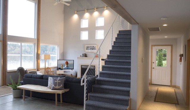 Modern Waterfront Home. Indoor/Outdoor Living with Easy Beach Access. Views!