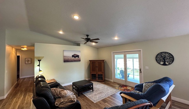 Modern Weiser Home, Recently Updated