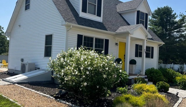 Modern West Tisbury Retreat 3BR/2BA Pool & Outdoor Shower