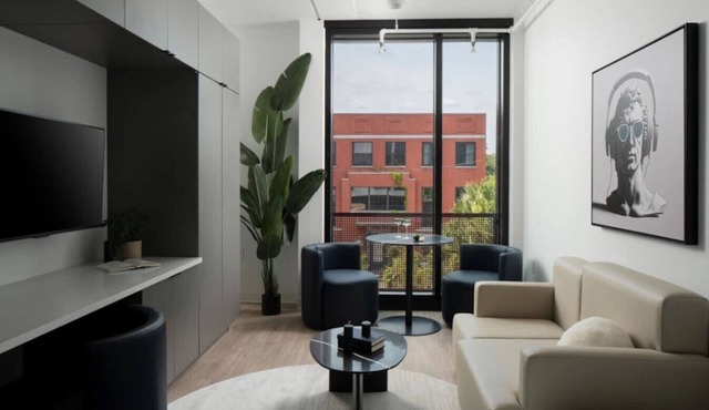 Modern Ybor 2BD | Free Parking | Mins to DT!