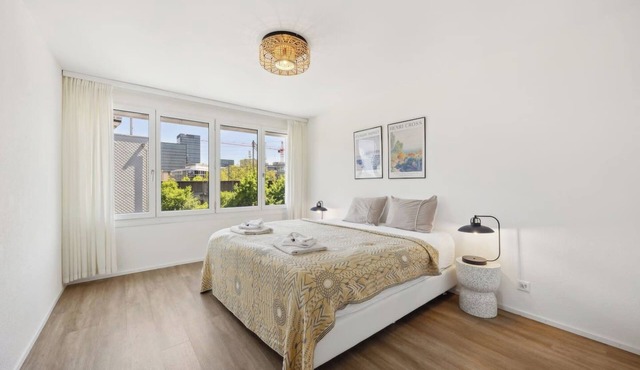 Moderne Wohnung in Zürich Oerlikon! (201)