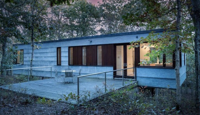 Modernist treehouse nestled in nature w/access to pvt tennis minutes to ocean.