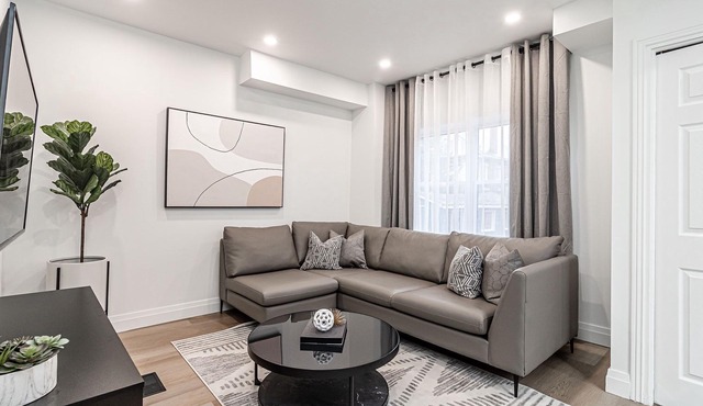 Modernized 4 bedroom historic home with parking