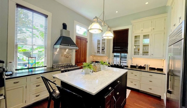 Modernized Historic Home: Perfect for Families!