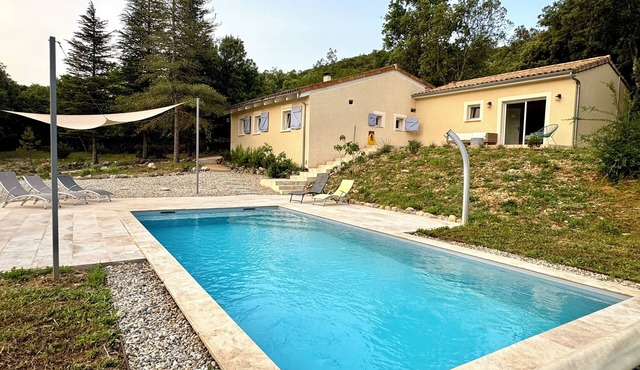 Modernized large country house with private pool